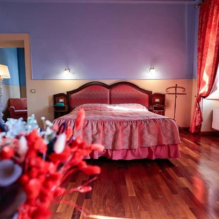 Hotel Corte Dei Tini Терамо Экстерьер фото