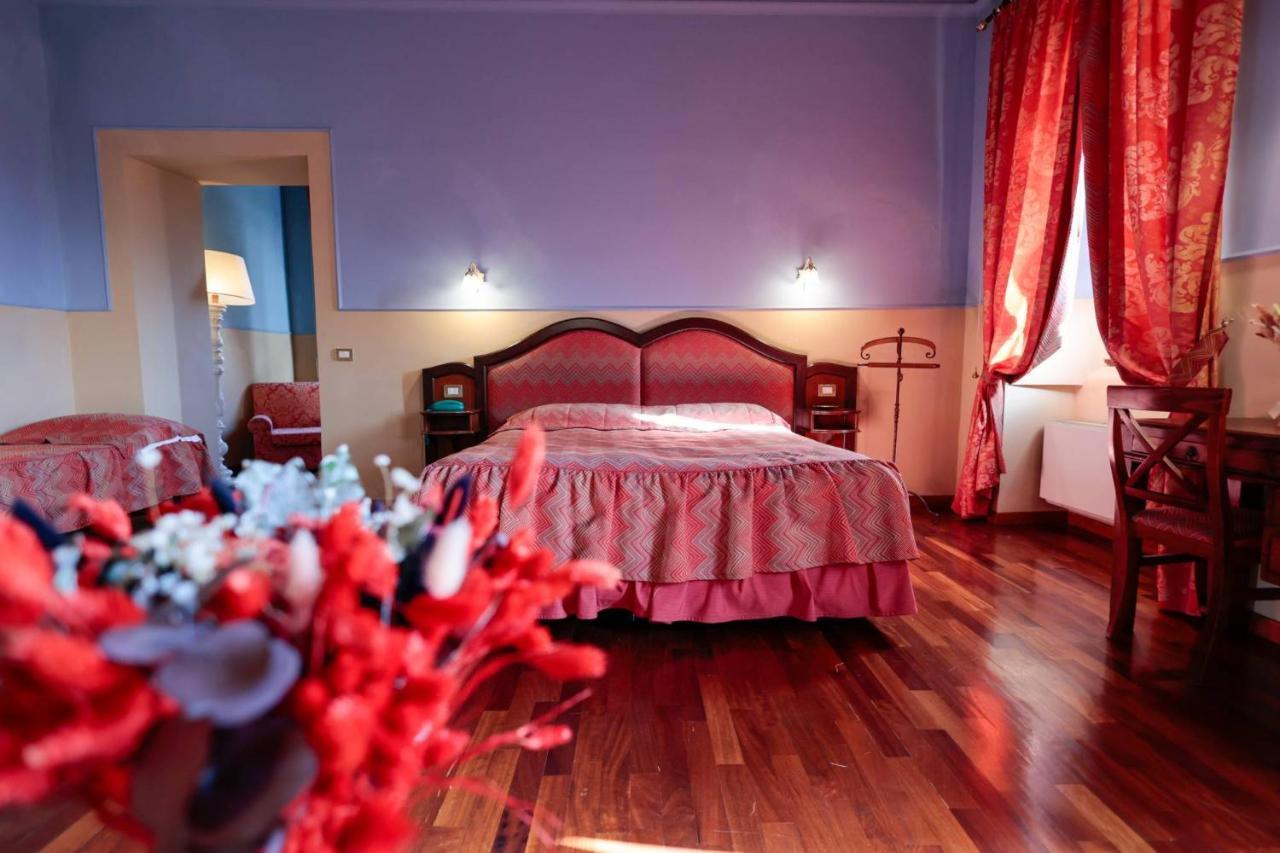 Hotel Corte Dei Tini Терамо Экстерьер фото