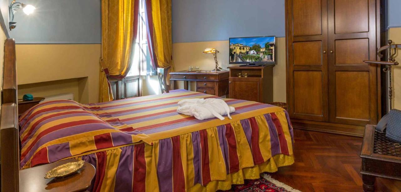 Hotel Corte Dei Tini Терамо Экстерьер фото